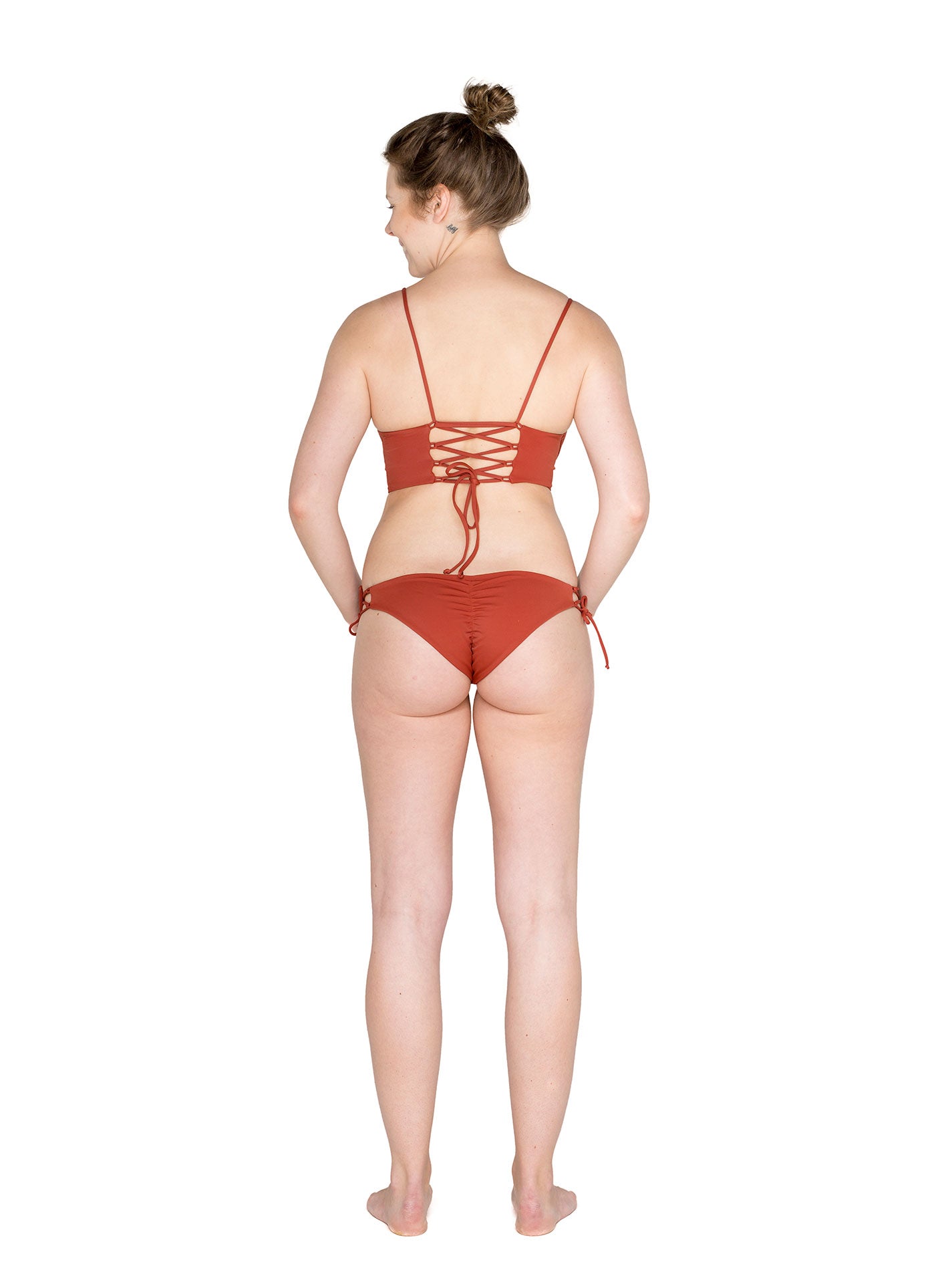 Ananya "Den Unike" Bikinitruse - Rustrød